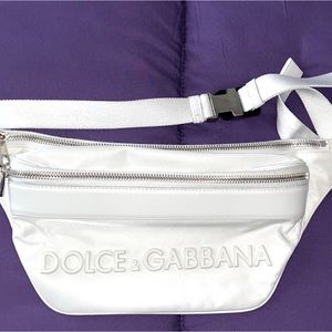 Dolce and gabbana belt bag